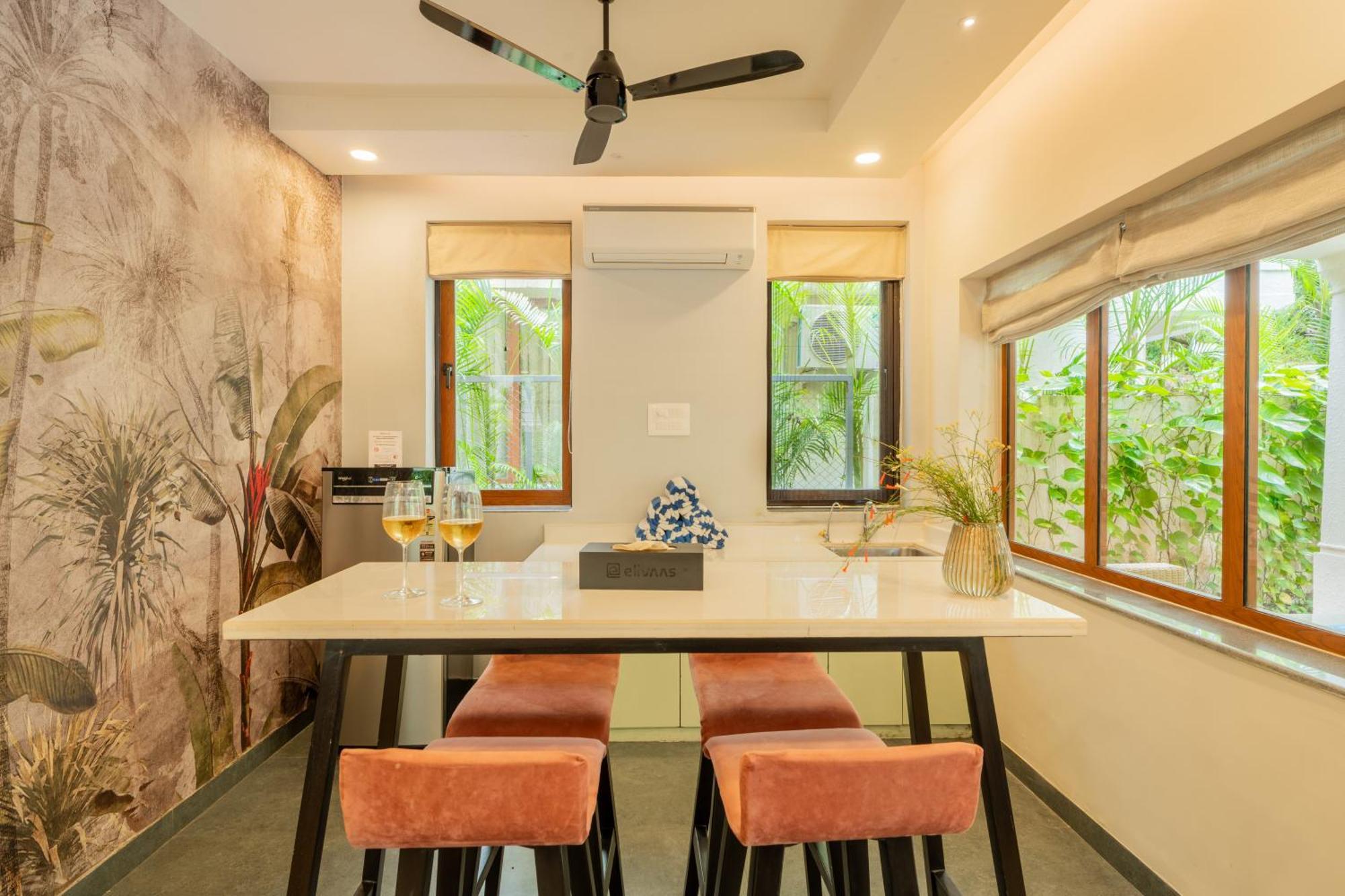 Elivaas 3 Bhk Pvt Pool & Bar - Villa Valerie Oxel Exterior photo